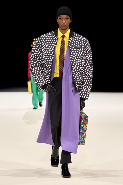 Look 21